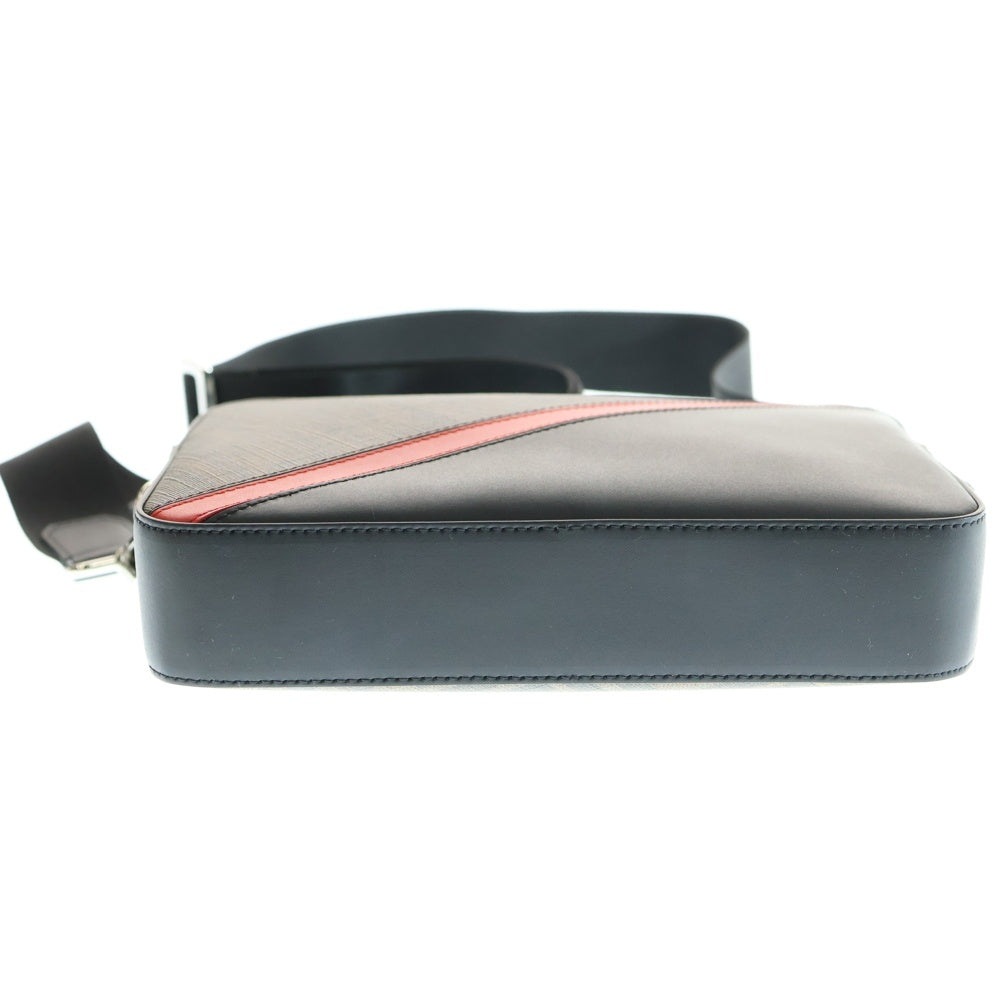 FENDI(フェンディ) ズッカ ダイアゴナル カメラケース ショルダーバッグ ブラック×レッド レザー 7M0286