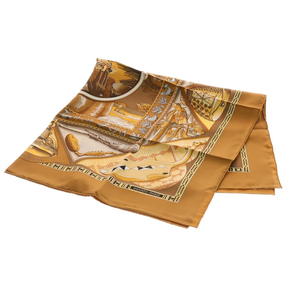 HERMES(エルメス) カレ 90 Au son du Tam-tam シルクスカーフ ブラウン レディース