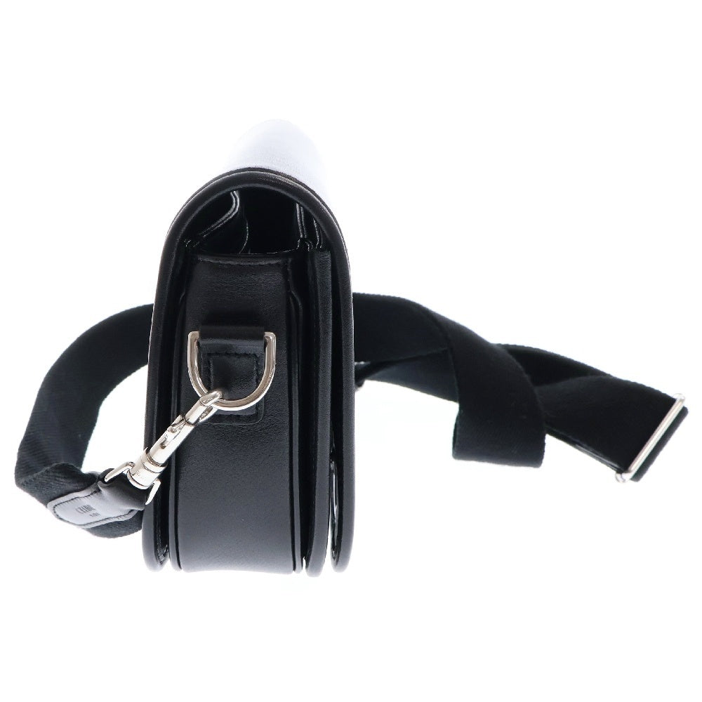 CELINE(セリーヌ) Small Besace Strap スモール ブザス ストラップ トリオンフ カーフスキン ショルダーバッグ ブラック レディース 117883GAO.38SI