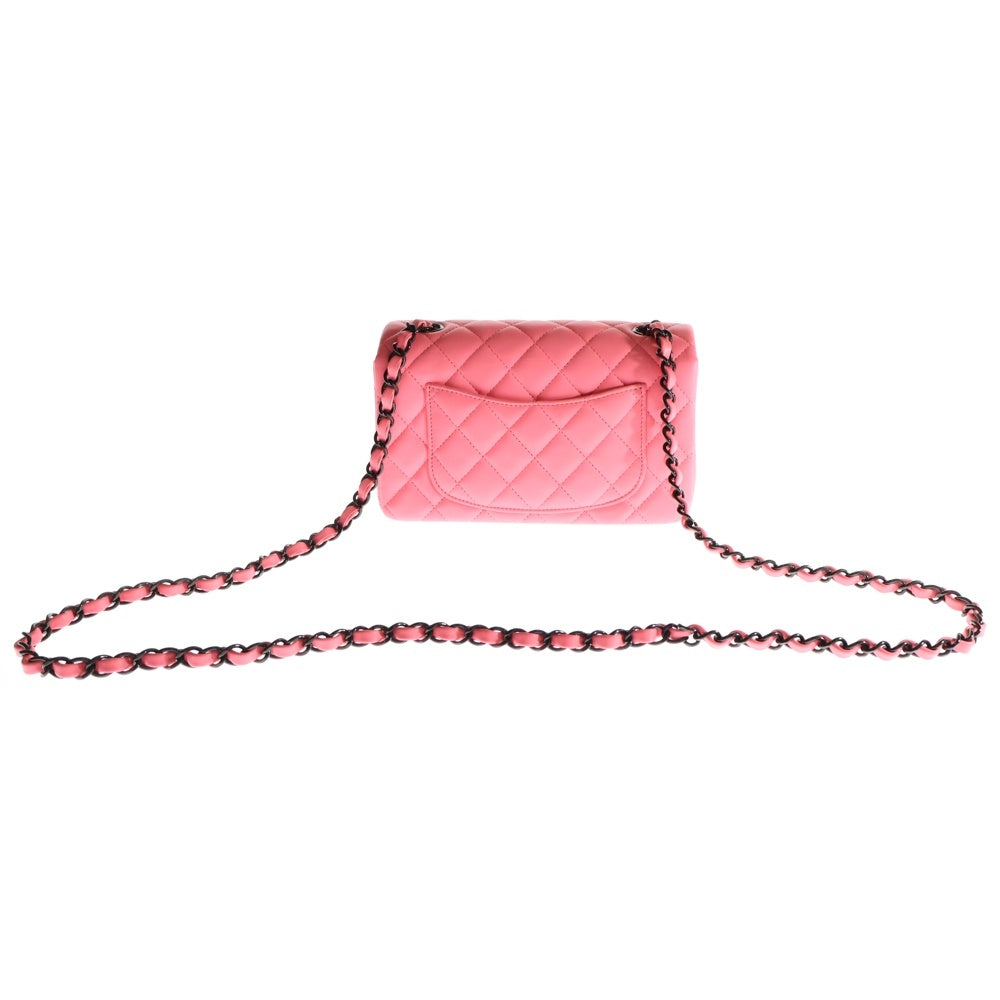 CHANEL(シャネル) マトラッセ20 シングルフラップ シングルチェーン ショルダーバッグ ピンク ブラック金具 ラムスキン ランダムプレートタイプ A69900