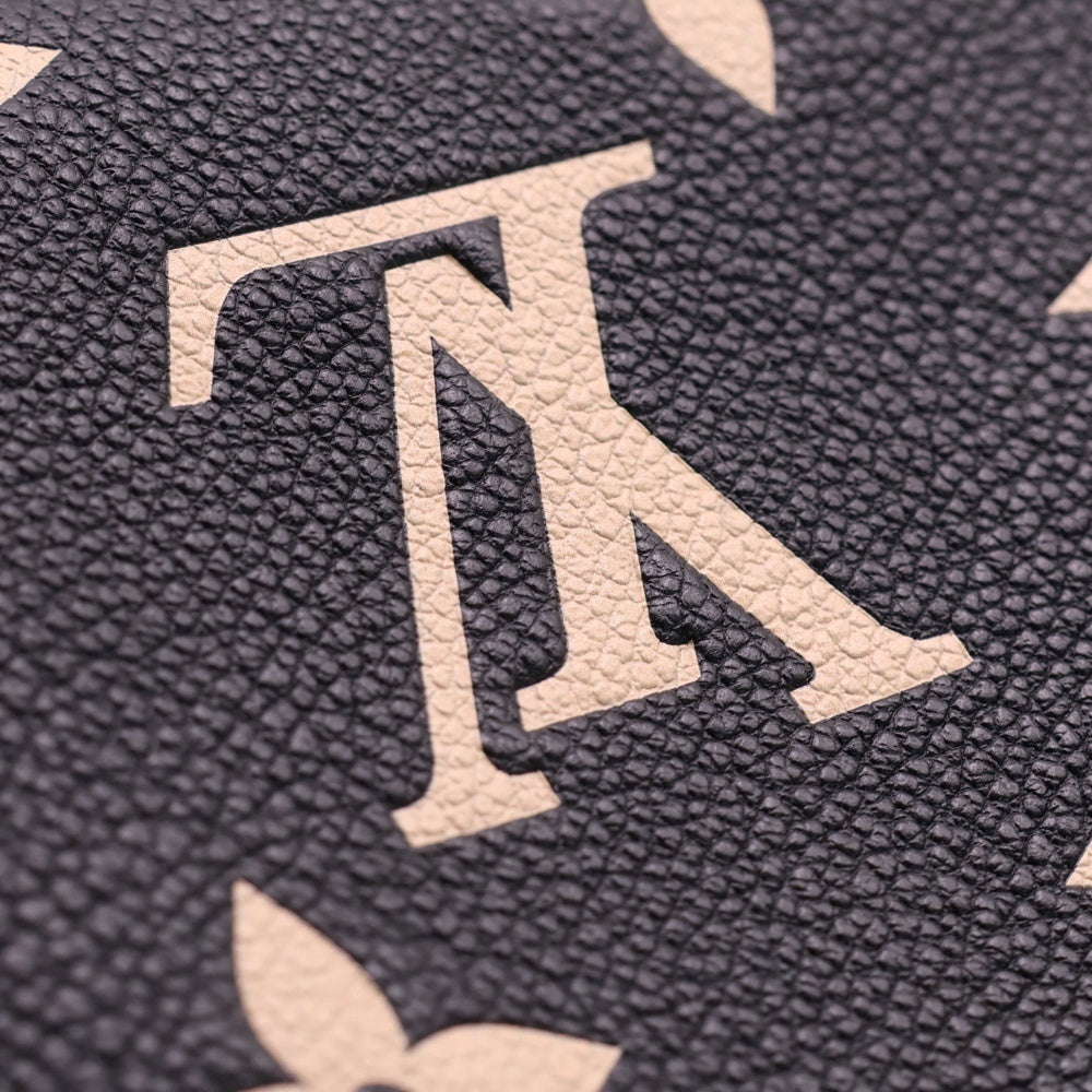 LOUIS VUITTON(ルイヴィトン) モノグラムアンプラント ポシェットコスメティック メイク ポーチ ケース 収納 ブラック×アイボリー ゴールド金具 レザー M59086