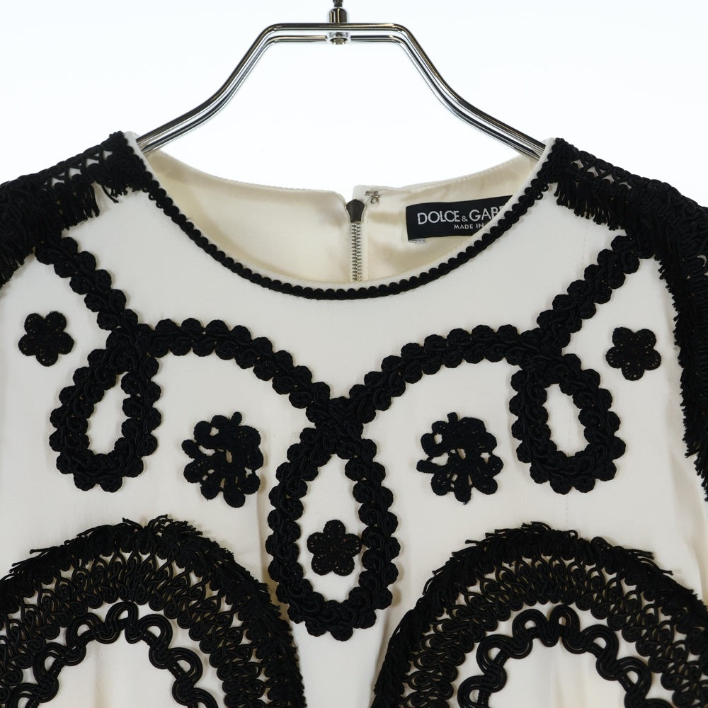 DOLCE & GABBANA(ドルチェアンドガッバーナ) コード刺繍 総柄 ビスコース アセテート クルーネック 半袖ミディアム ワンピース ホワイト/ブラック レディース F6QR3Z