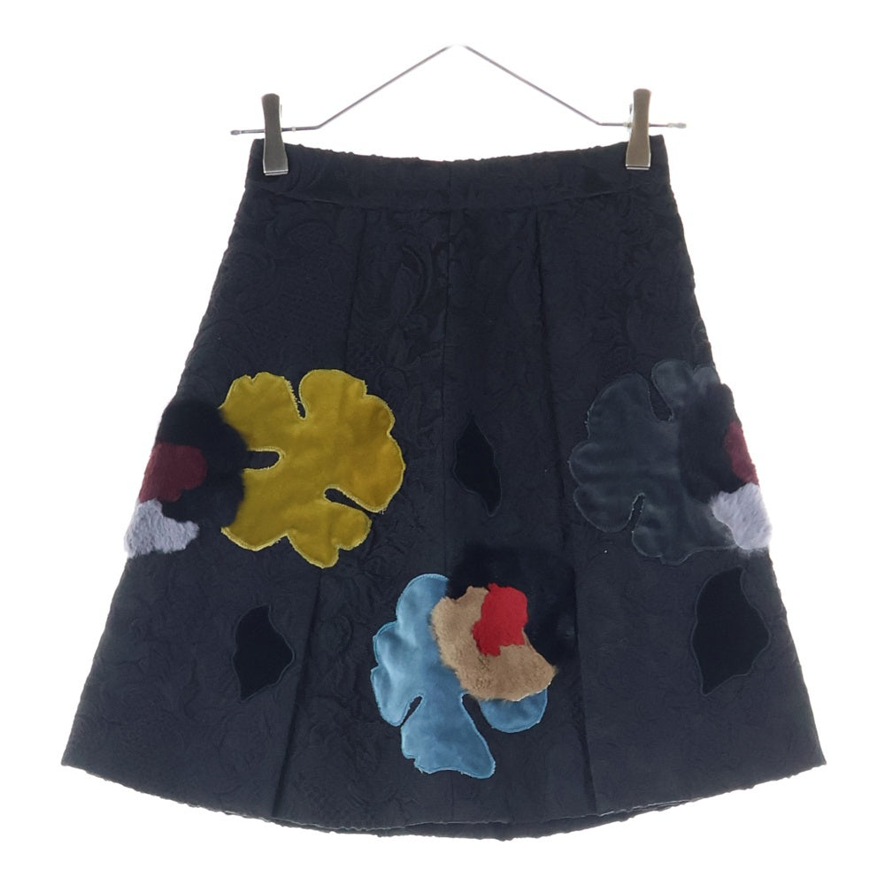 DOLCE & GABBANA(ドルチェアンドガッバーナ) セットアップ ジャガード総柄 ファー フラワーパッチ ノーカラー スナップボタン ジャケット ミディアム フレアスカート ブラック レディース F280DZ