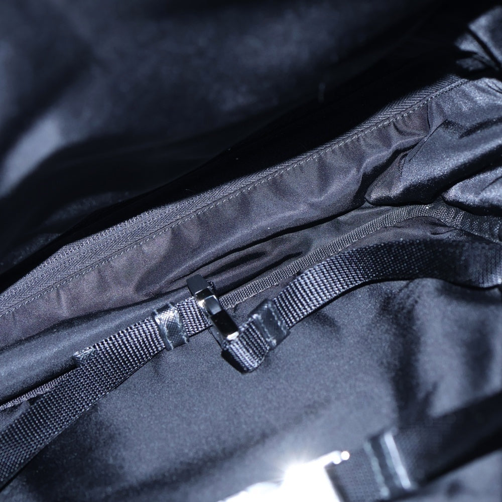 PRADA(プラダ) Re-Nylon リナイロン テスート トライアングルロゴプレート ナイロンバックパック 三角ロゴ リュック 2VZ101 ブラック