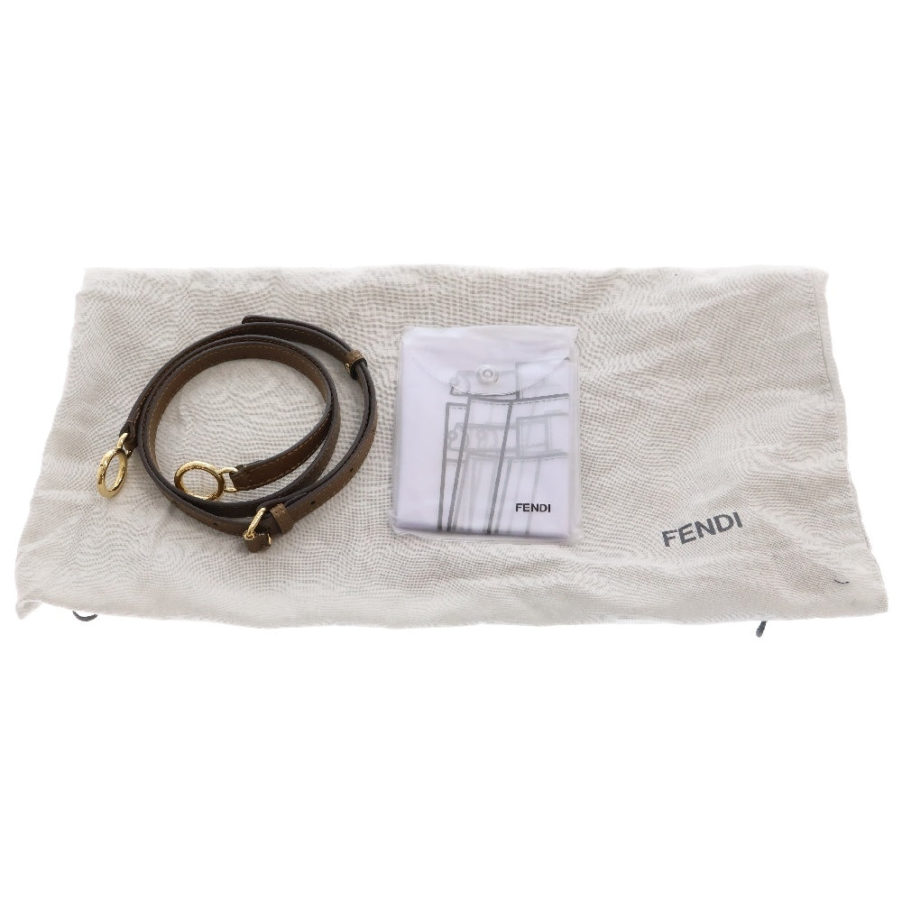 FENDI(フェンディ) ピーカブ ミディアム アイコニックエッセンシャリー 2WAY ハンドバッグ ショルダーバッグ ブラウン スムースカーフレザー 8BN226