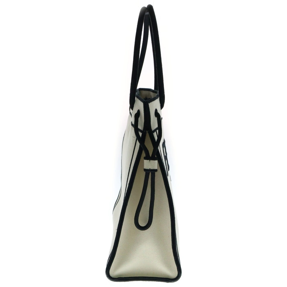FENDI(フェンディ) ロゴショッパー ミディアムトート 白 キャンバス