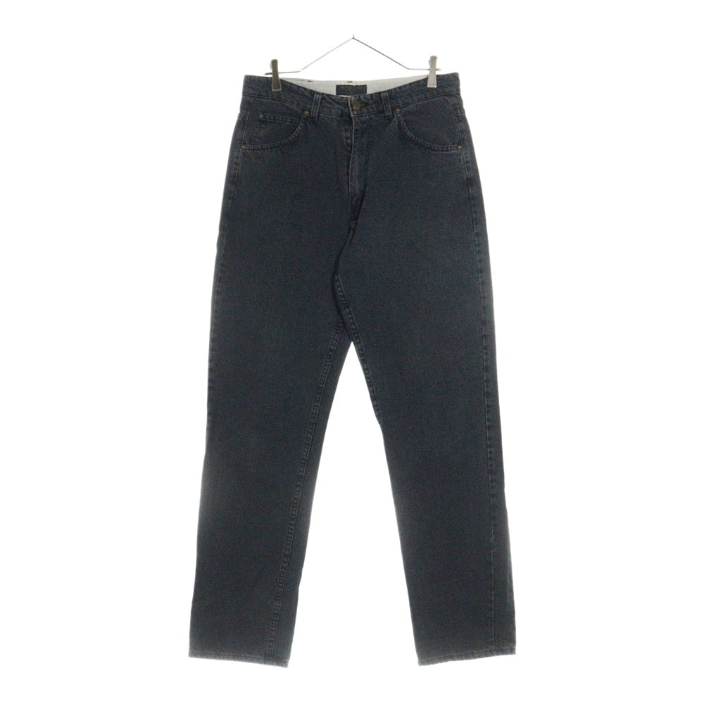 VALENTINO(ヴァレンティノ) Vロゴ レザーパッチ テーパードデニムパンツ ジーンズ インディゴ