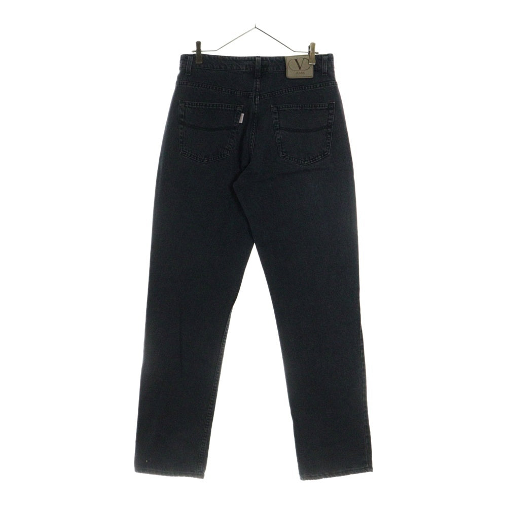 VALENTINO(ヴァレンティノ) Vロゴ レザーパッチ テーパードデニムパンツ ジーンズ インディゴ