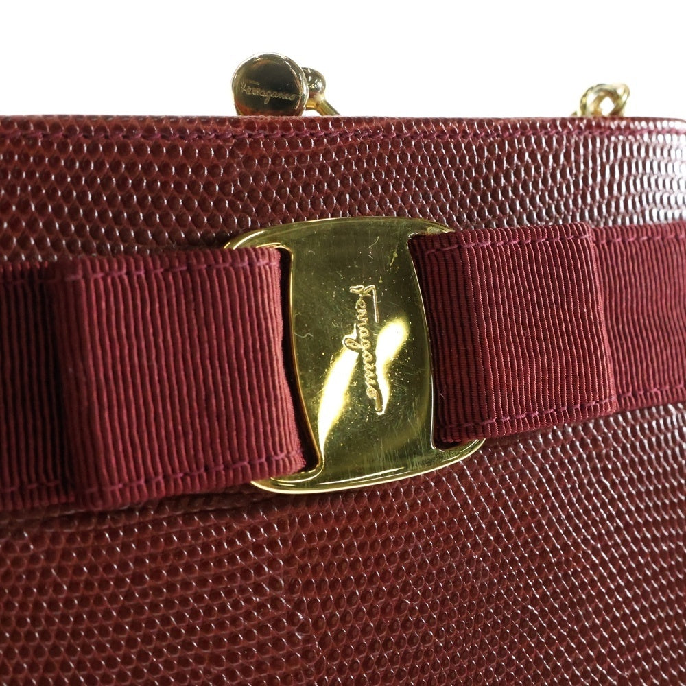 FERRAGAMO(フェラガモ) ヴァラ リボン 型押し チェーン ショルダーバッグ レッド レザー