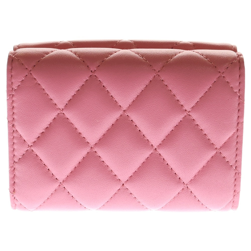 CHANEL(シャネル) マトラッセ スモール フラップ ウォレット 三つ折り財布 ピンク ラムスキン シルバー金具