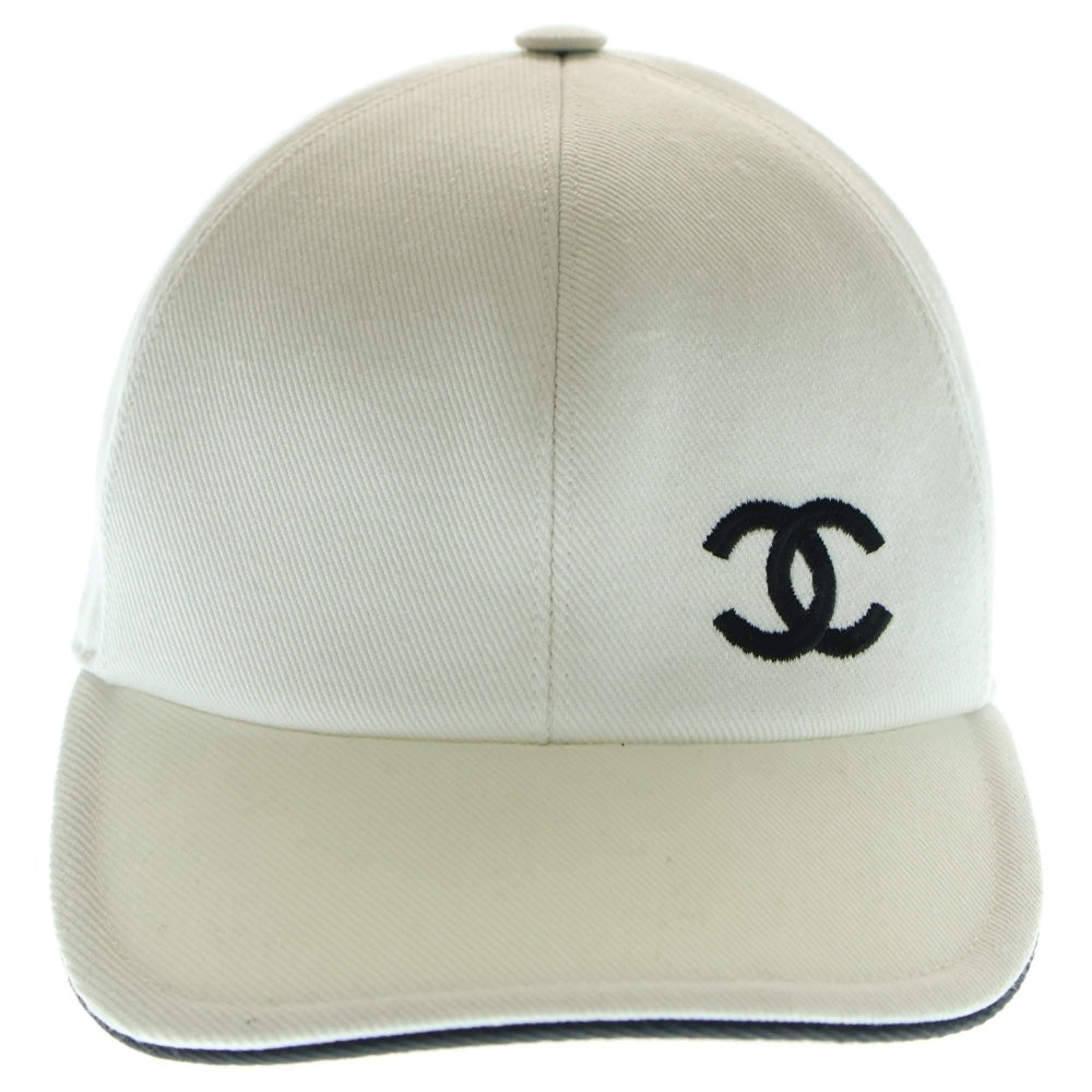 CHANEL(シャネル) ココマーク ベースボールキャップ ホワイト キャンバス 帽子