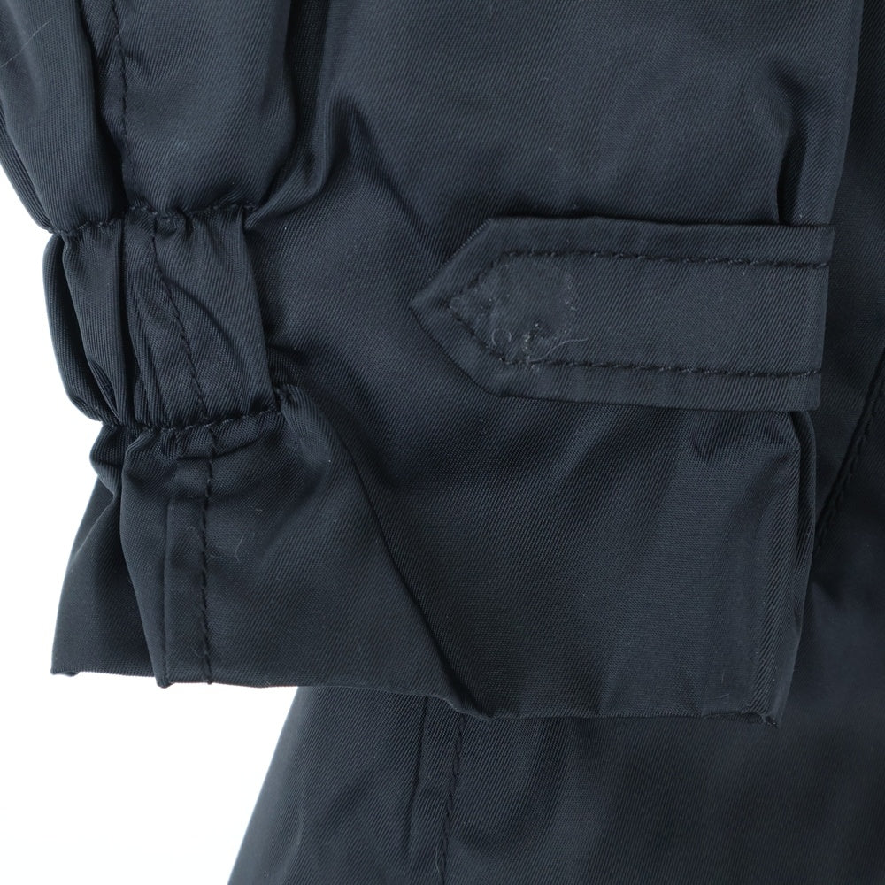 PRADA(プラダ) ロゴプレート バックル サフィアーノレザー ベルト ナイロン 中綿 ステンカラーコート ブラック 24V3770