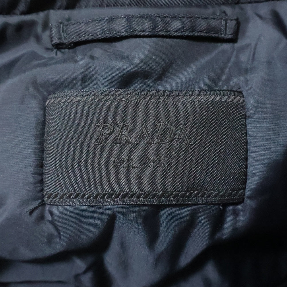 PRADA(プラダ) 中綿入りパテッド比翼ボタンステンカラーコート ブラック UGW616 レディース