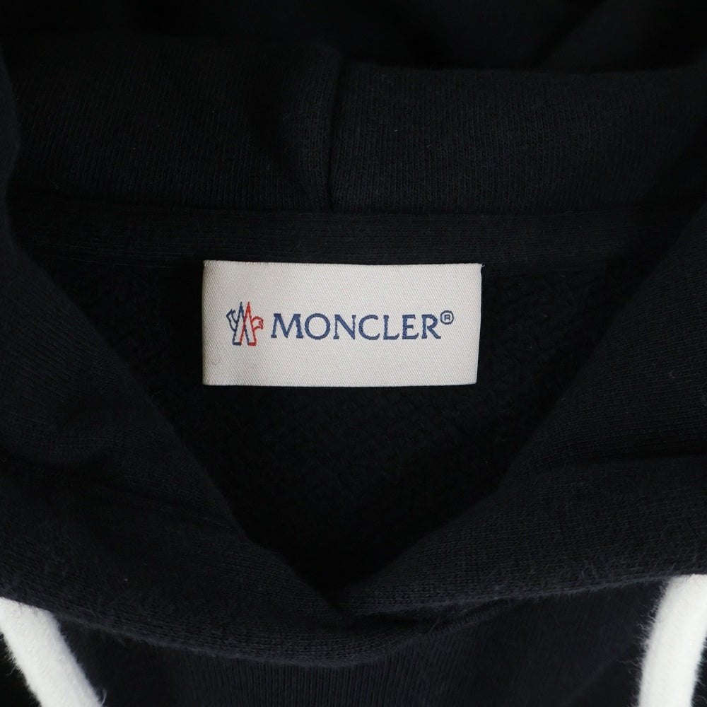 MONCLER(モンクレール) 20AW ワッペン バックロゴプリント プルオーバースウェットパーカー フーディー ブラック F20938G75210 V8186 レディース