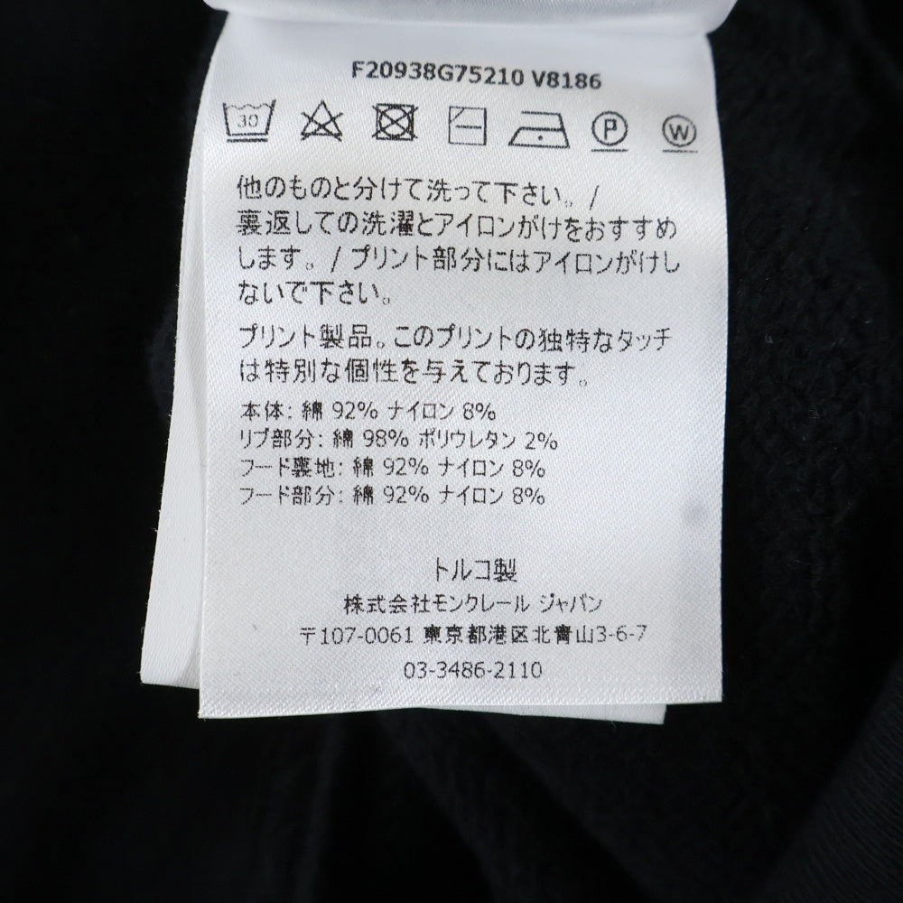 MONCLER(モンクレール) 20AW ワッペン バックロゴプリント プルオーバースウェットパーカー フーディー ブラック F20938G75210 V8186 レディース
