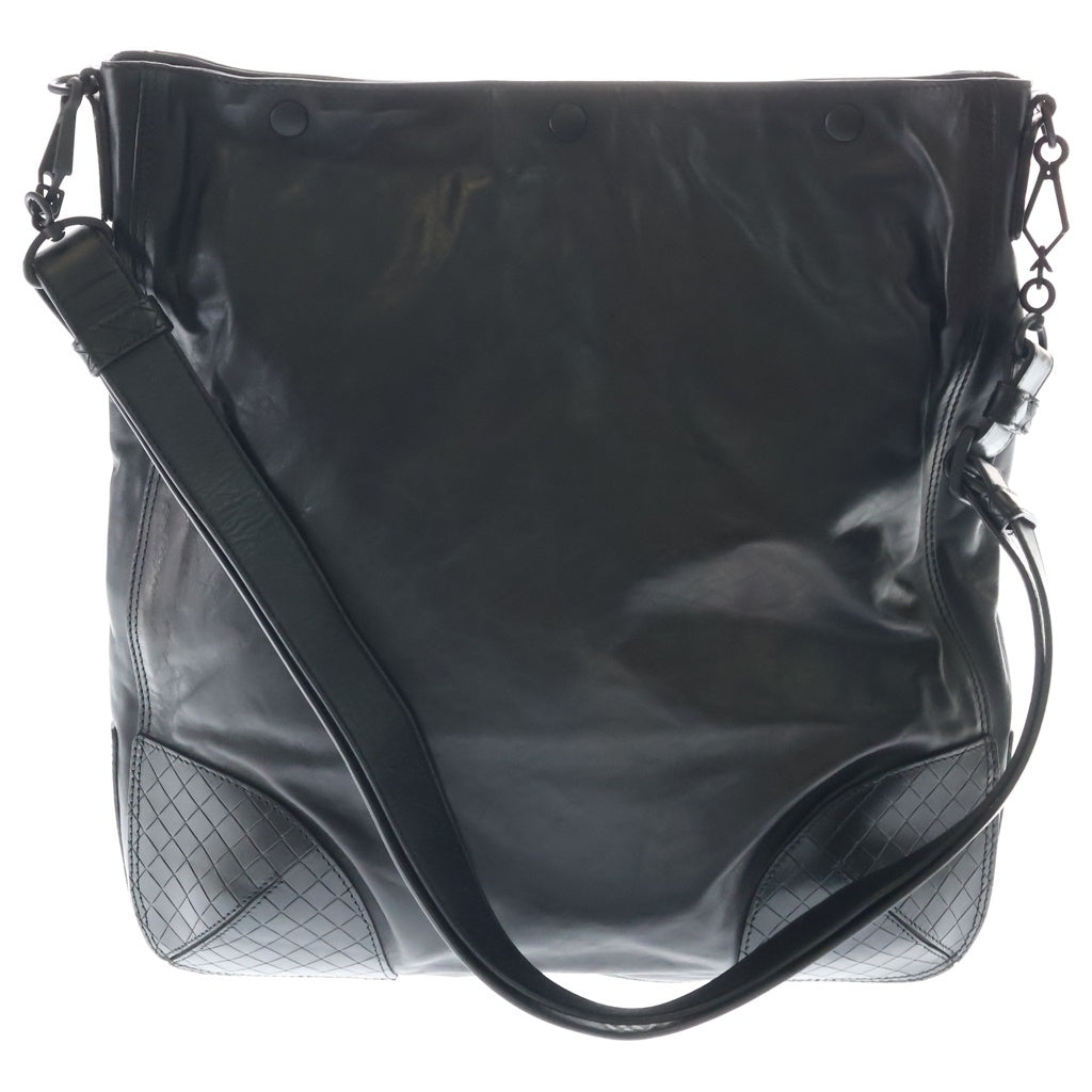 BOTTEGA VENETA(ボッテガヴェネタ) イントレチャート ショルダーバック ブラック レザー ブラック金具