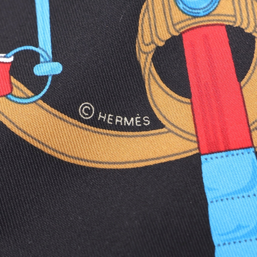 HERMES(エルメス) カレ45 黄金の拍車 シルク スカーフ ブラック レディース
