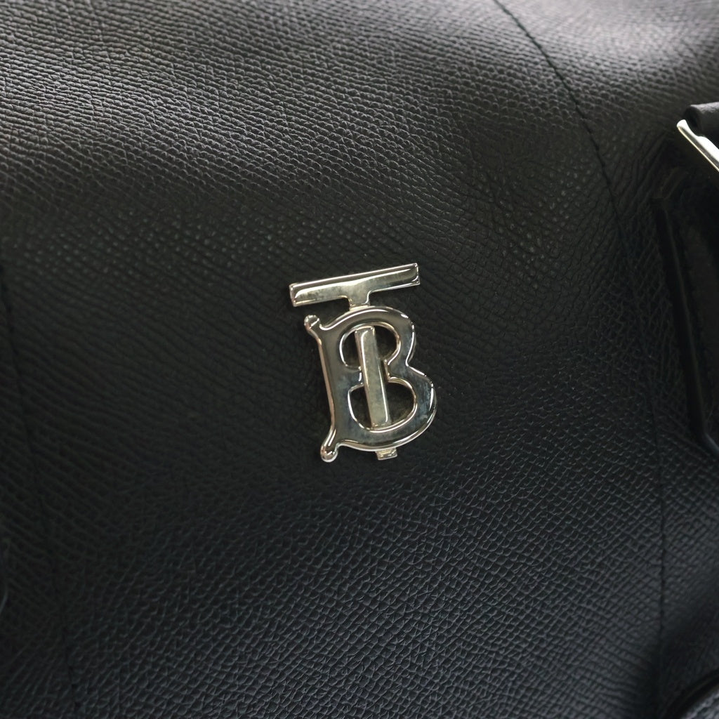 BURBERRY(バーバリー) TBロゴ ボストンバッグ トラベルバッグ ハンドバッグ ショルダーバッグ 2WAY ブラック レザー シルバー金具