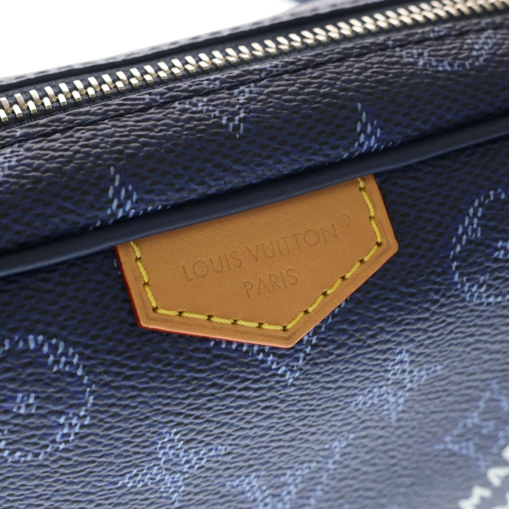 LOUIS VUITTON(ルイヴィトン) モノグラム ヘリテージ トロカデロ ウェアラブル ウォレット ショルダーバッグ ネイビー M26826 RFID レディース