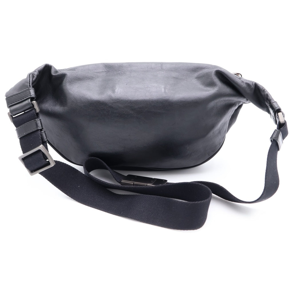 BOTTEGA VENETA(ボッテガヴェネタ) イントレチャート レザー ボディバッグ ウエストバッグ ショルダーバッグ ブラック