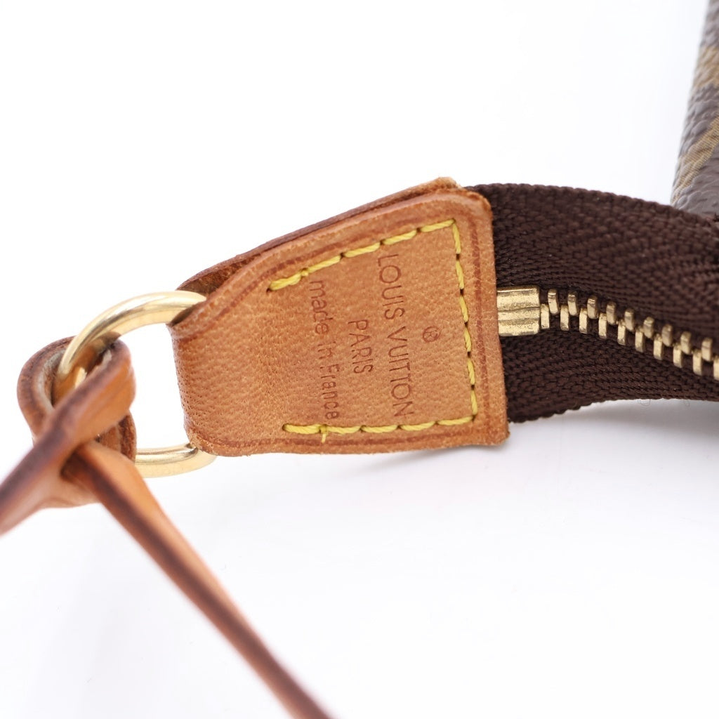LOUIS VUITTON(ルイヴィトン) モノグラム ポシェットアクセソワール PVC レザー ハンドバッグ ポーチ ブラウン M51980 レディース