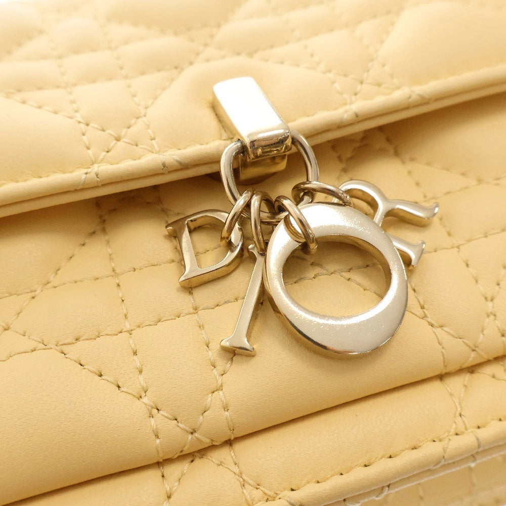Christian Dior(クリスチャンディオール) カナージュ レザーチェーンウォレット ショルダーバッグ イエロー