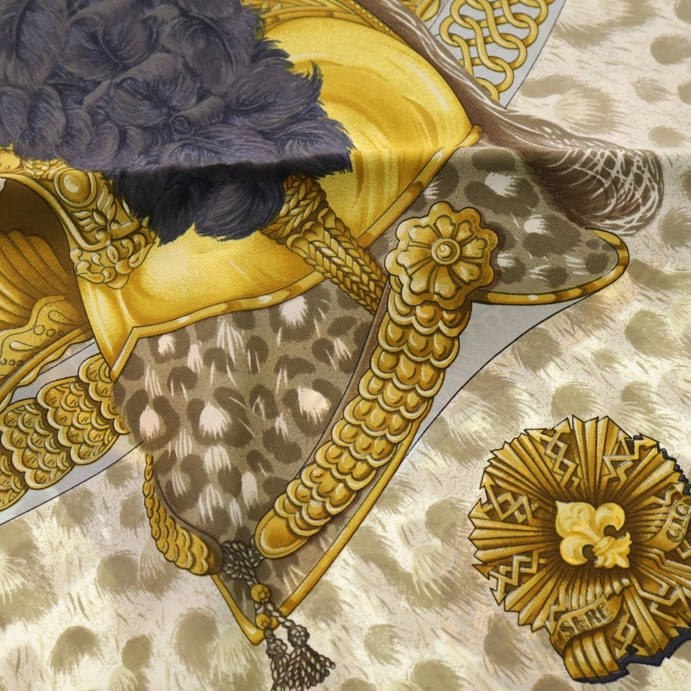 HERMES(エルメス) カレ90 面貌のない兜 シルクスカーフ イエロー×パープル