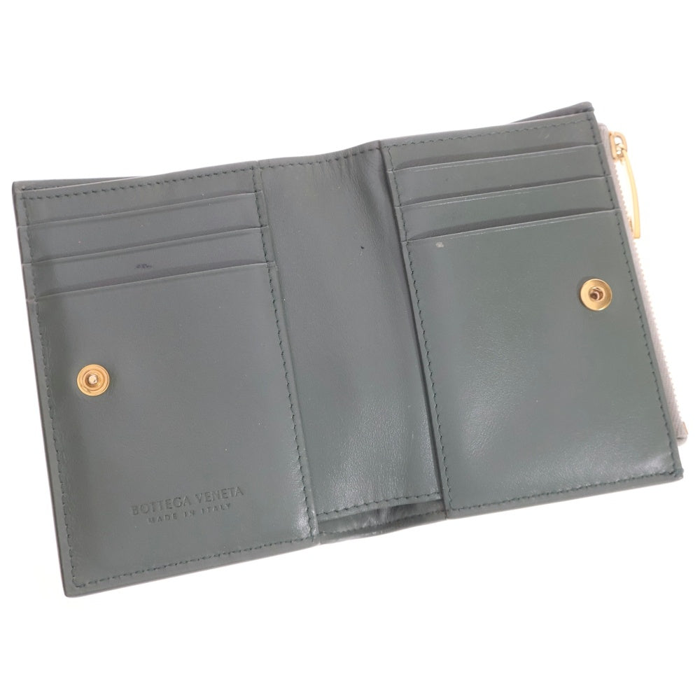 BOTTEGA VENETA(ボッテガヴェネタ) スモールカセット マキシイントレチャート レザー コンパクトウォレット 二つ折り財布 ゴールド金具 グレー 742698