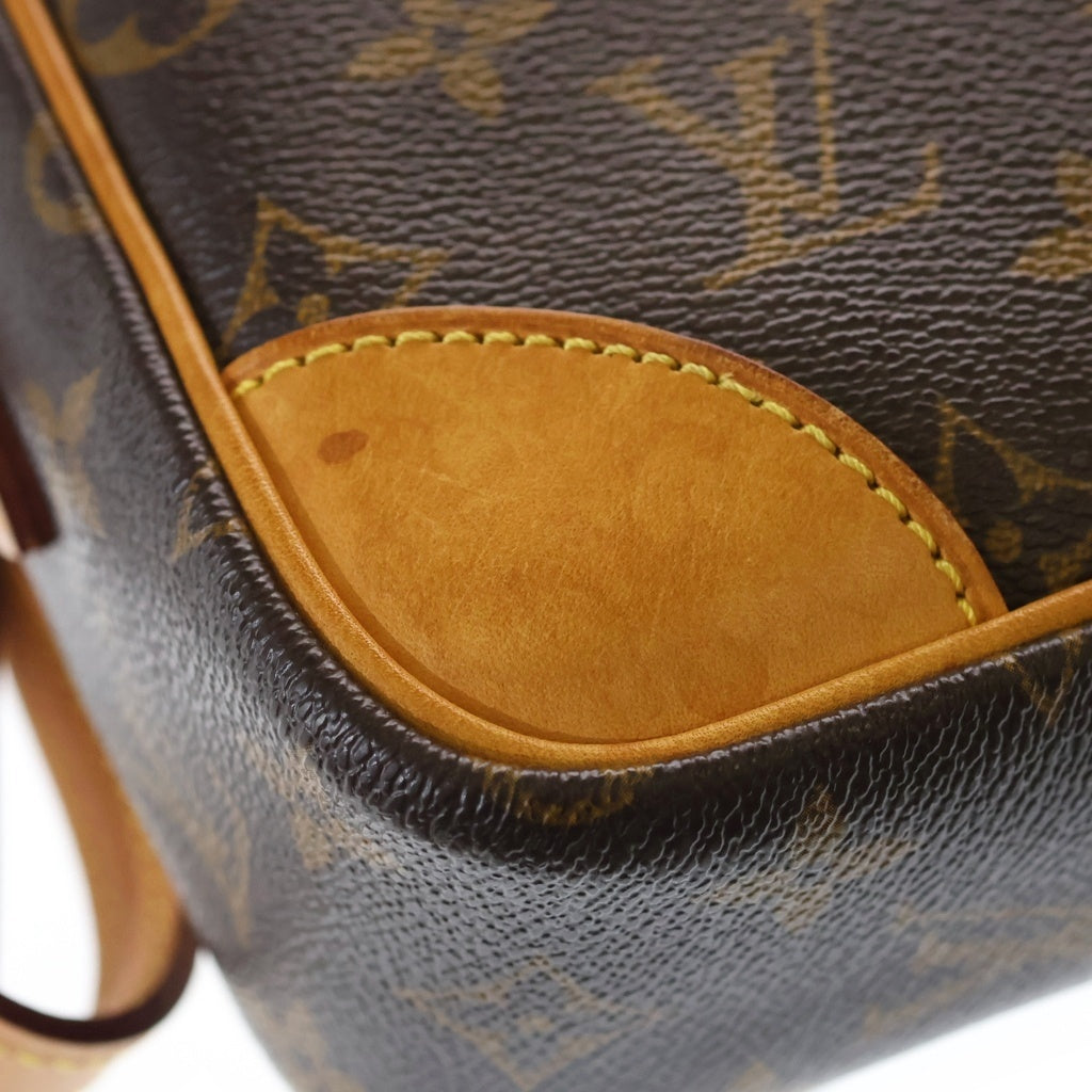 LOUIS VUITTON(ルイヴィトン) モノグラム トロカデロ27 ショルダーバッグ ブラウン レザー×PVC M51274 ゴールド金具 レディース