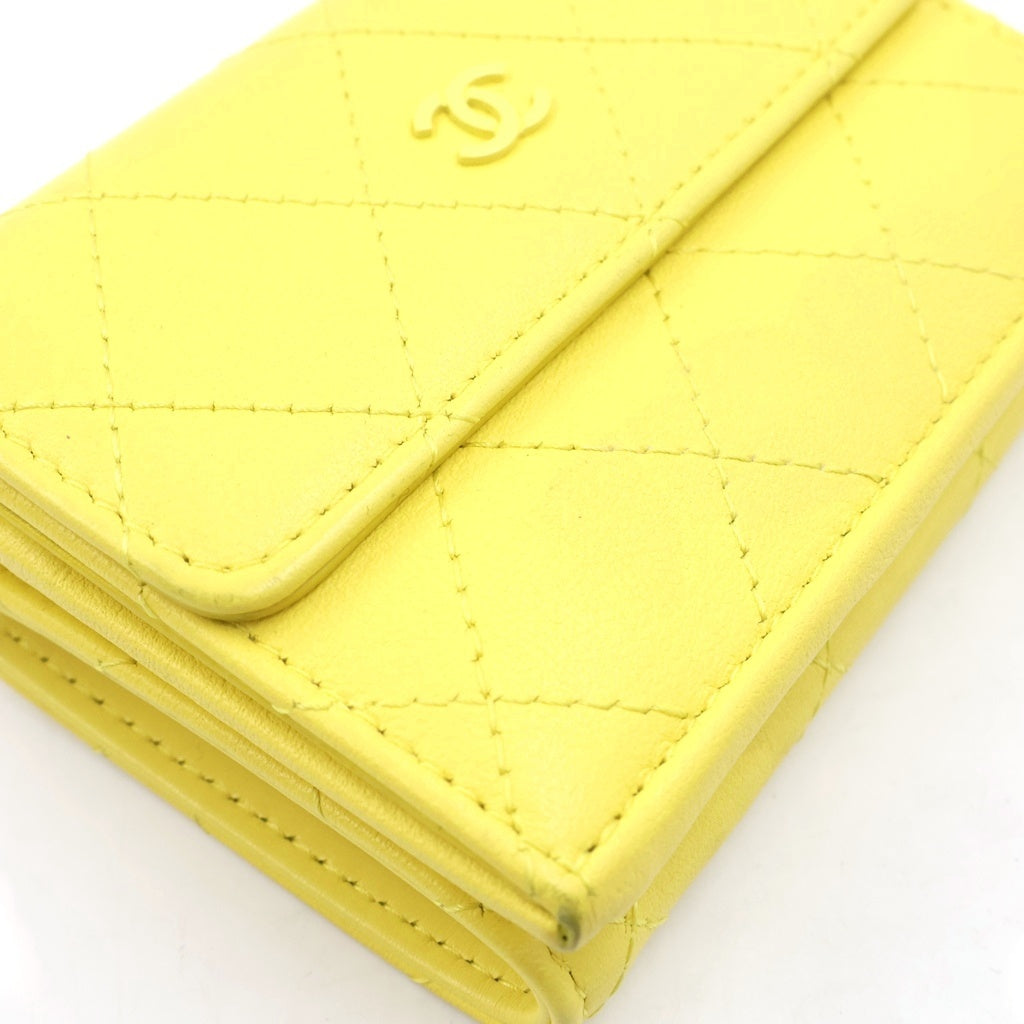CHANEL(シャネル) ココマーク 三つ折り財布 コンパクト ウォレット イエロー ラムスキン AP3882 レディース