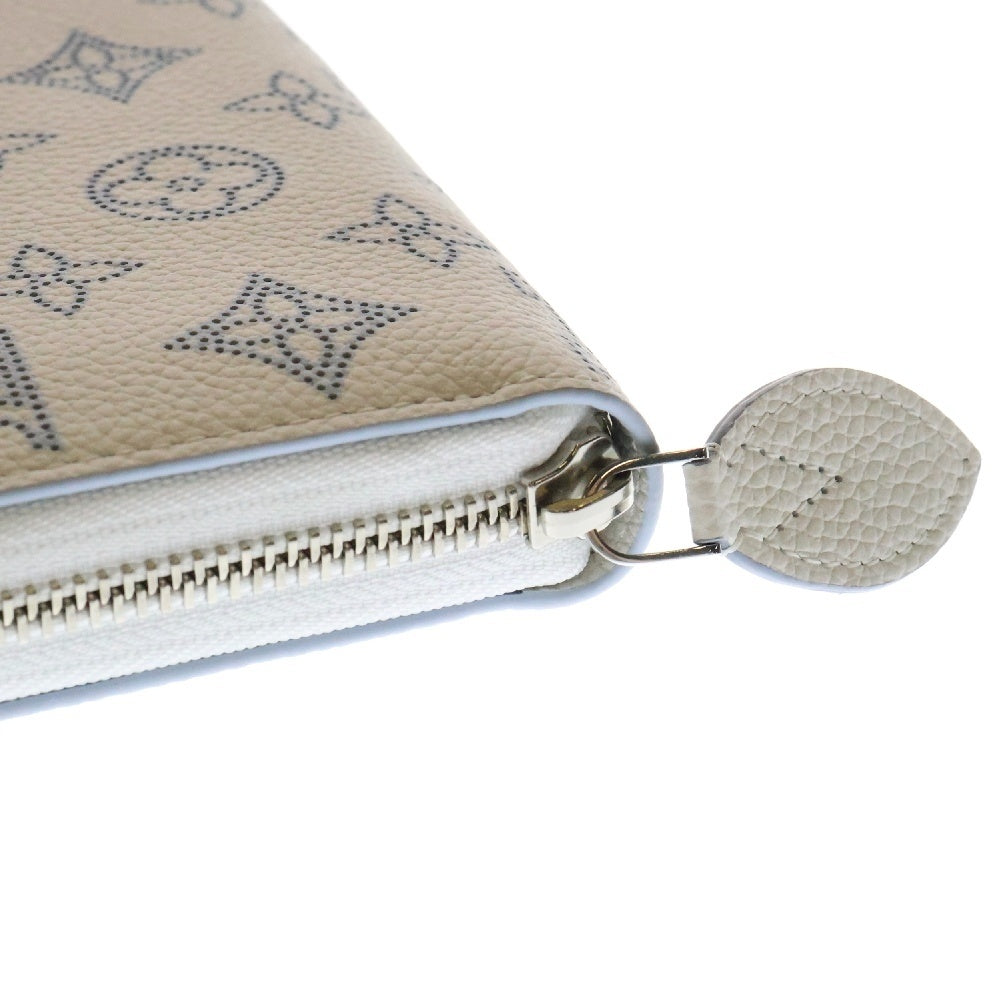 LOUIS VUITTON(ルイヴィトン) マヒナ レザージッピーロングウォレット 長財布 ホワイト M11745