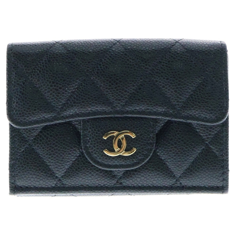 CHANEL(シャネル) 三つ折り財布 マトラッセ クラシック スモールウォレット 黒 キャビアスキン ゴールド金具 AP0230
