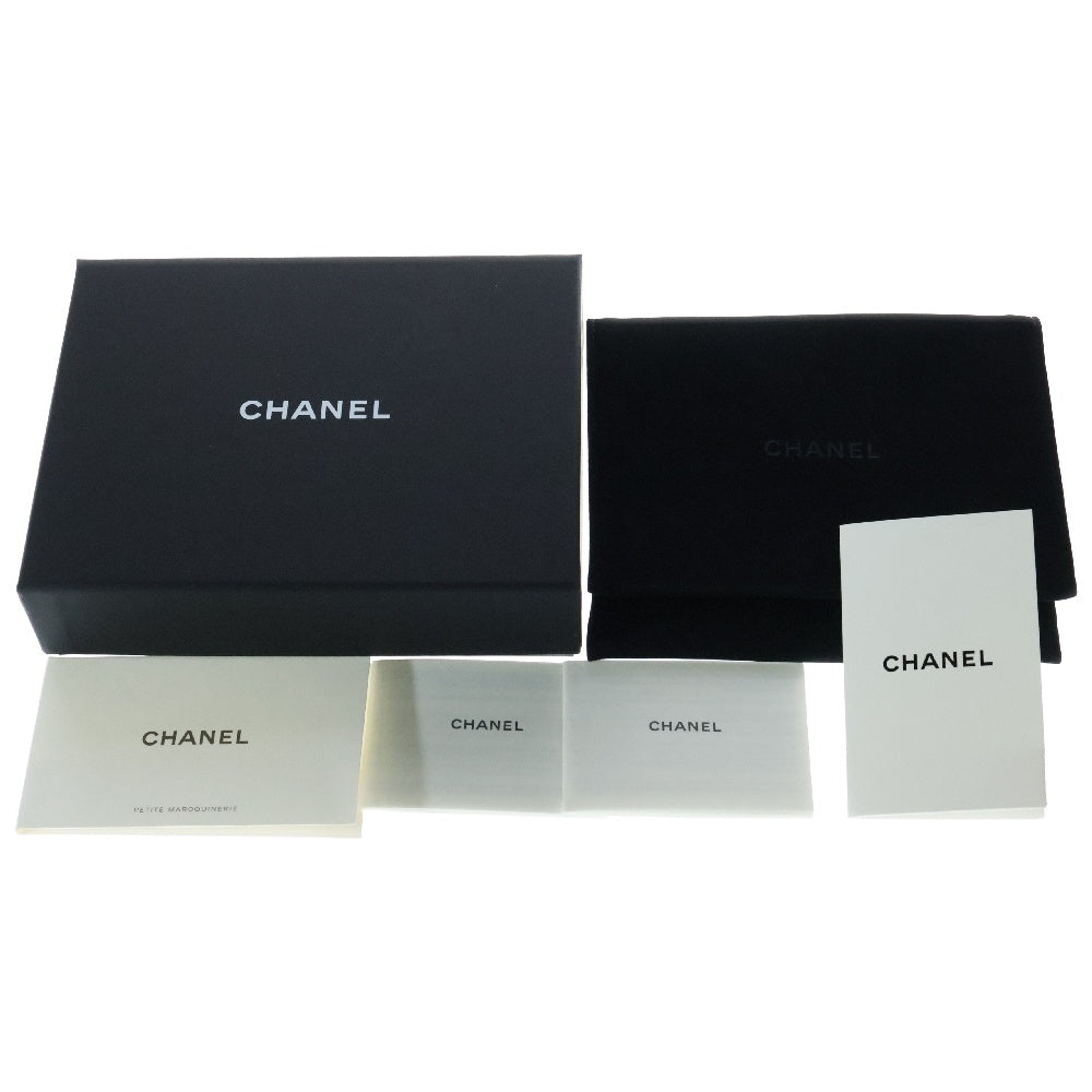 CHANEL(シャネル) 三つ折り財布 マトラッセ クラシック スモールウォレット 黒 キャビアスキン ゴールド金具 AP0230