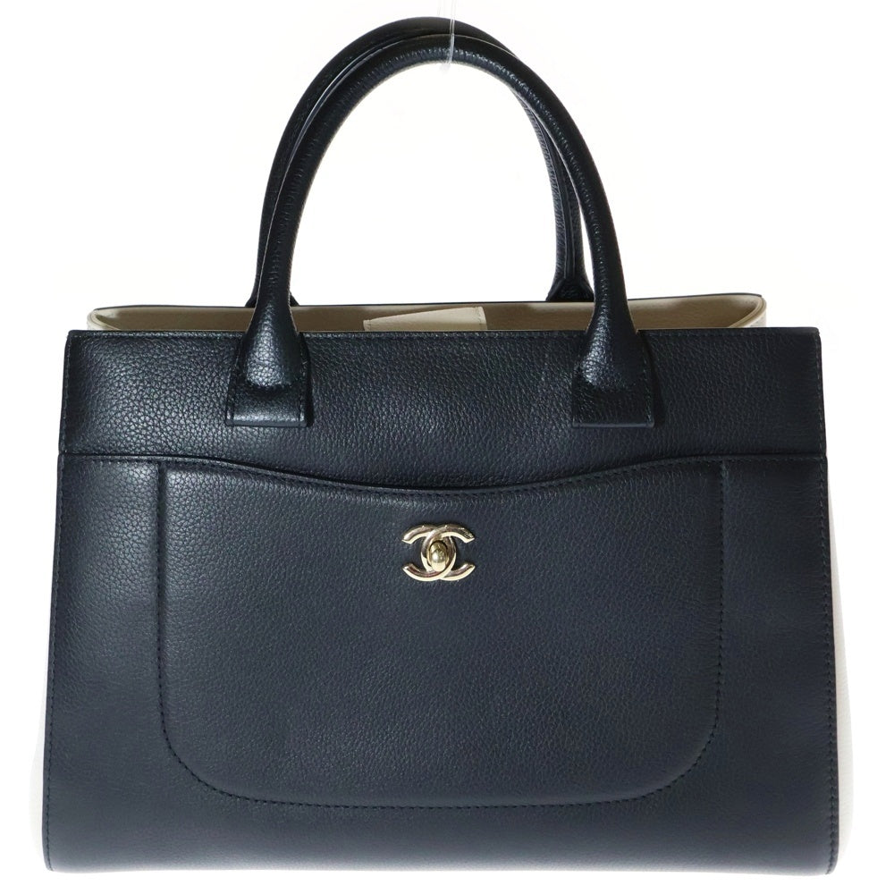 CHANEL(シャネル) ネオエグゼクティブトートバッグ 2WAYバッグ ハンドバッグ ショルダーバッグ ブラック×ライトピンク ゴールド金具 カーフスキン