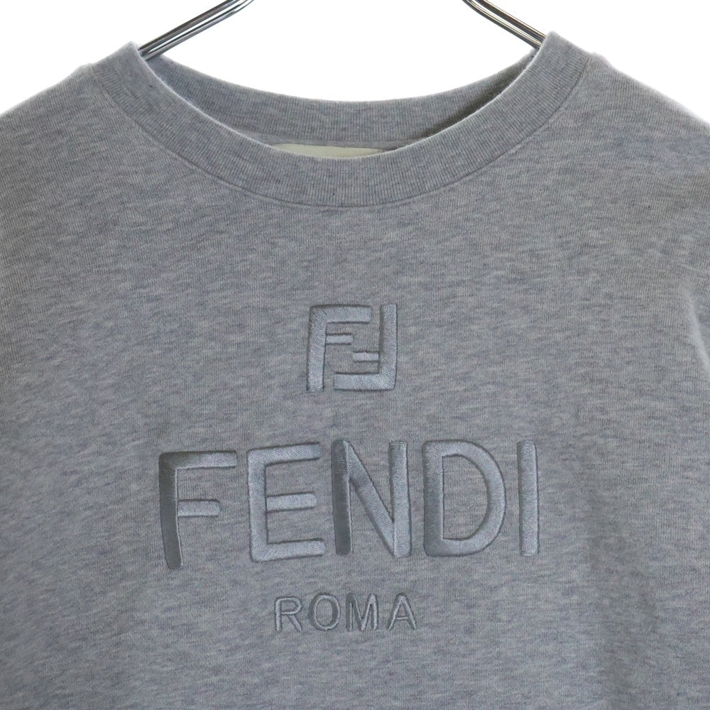FENDI(フェンディ) フロントロゴ刺繍 ショート丈 クロップド クルーネック プルオーバースウェットトレーナー グレー レディース FS9648AT1O