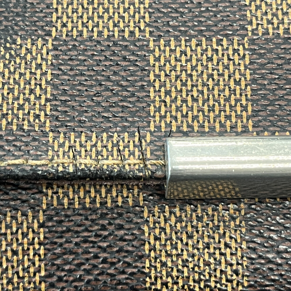 LOUIS VUITTON(ルイヴィトン) ホクストンPM ダミエ エベヌ ロゴプレート PVC レザー ショルダーバッグ ゴールド/シルバー金具 ブラウン N41257 レディース