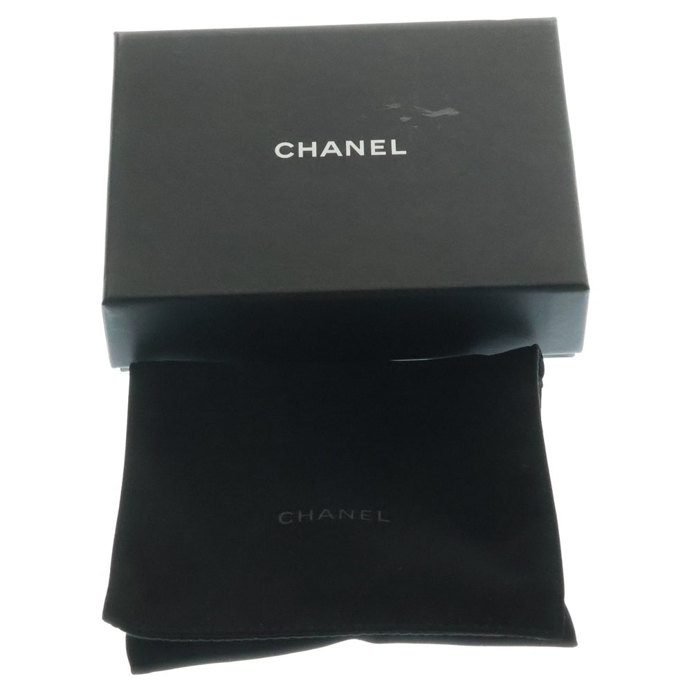 CHANEL(シャネル) マトラッセ スモール フラップウォレット 三つ折りコンクト財布 トランプ柄 ホワイト キャビアスキン ゴールド金具 AP3081