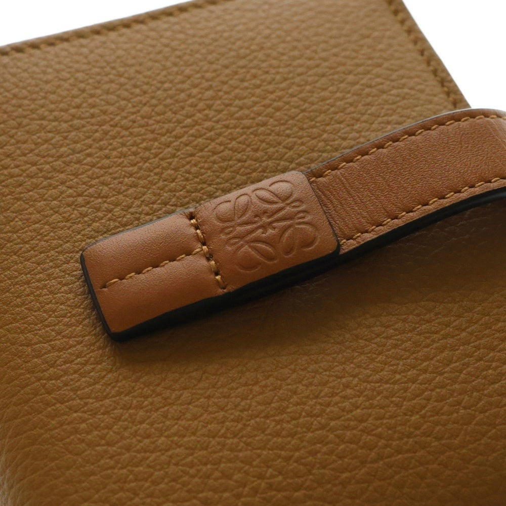 LOEWE(ロエベ) アナグラム レザーコンパクト ジップウォレット ソフトグレインカーフ ライトオーツ/ハニー 三つ折り財布 ブラウン