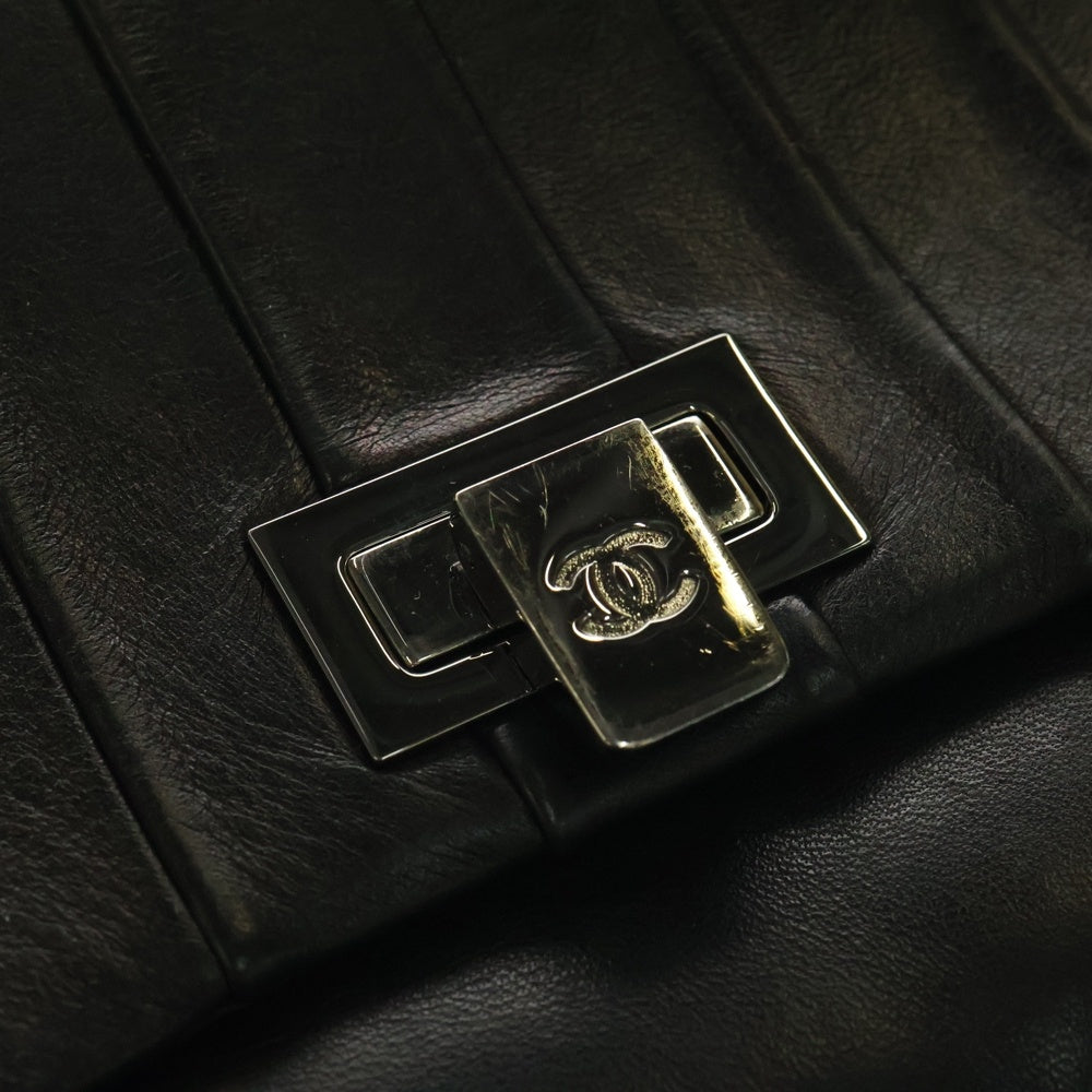 CHANEL(シャネル) マドモワゼル ココマーク ラムスキン レザー チェーンショルダーバッグ シルバー金具 ブラック 7番台