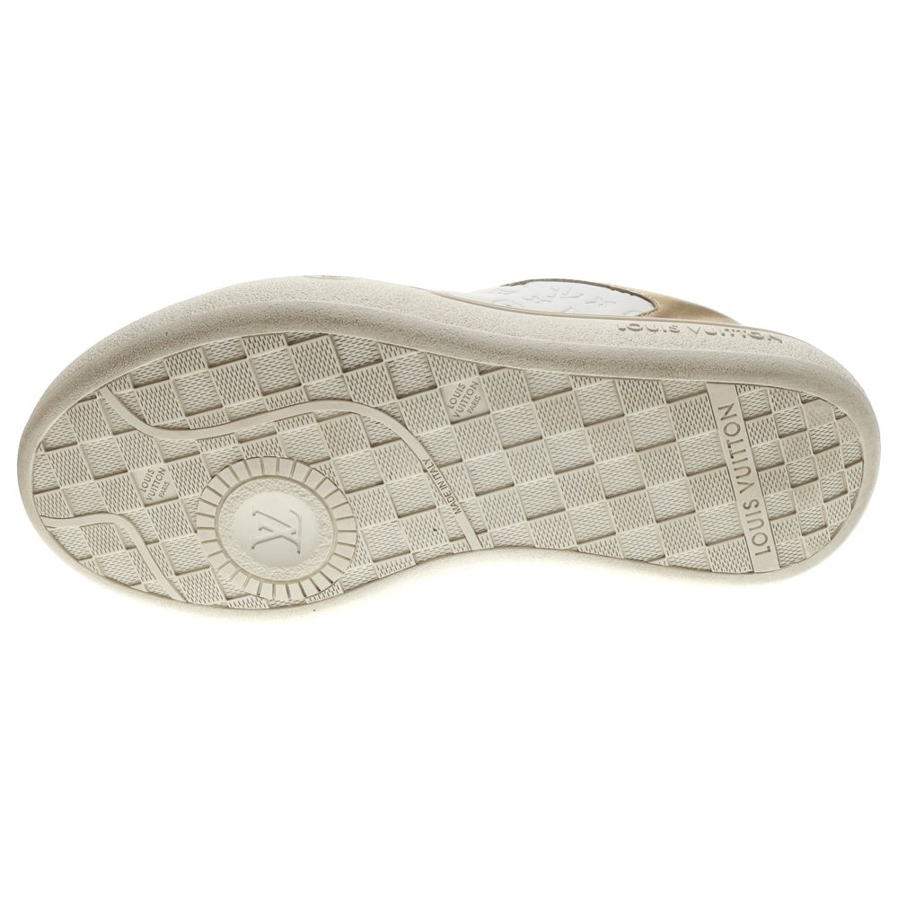 LOUIS VUITTON(ルイヴィトン) LVグルービー モノグラム エンボス メタリックレザー レースアップ 厚底 ローカットシューズ スニーカー ホワイト/ゴールド レディース 1ACHGK