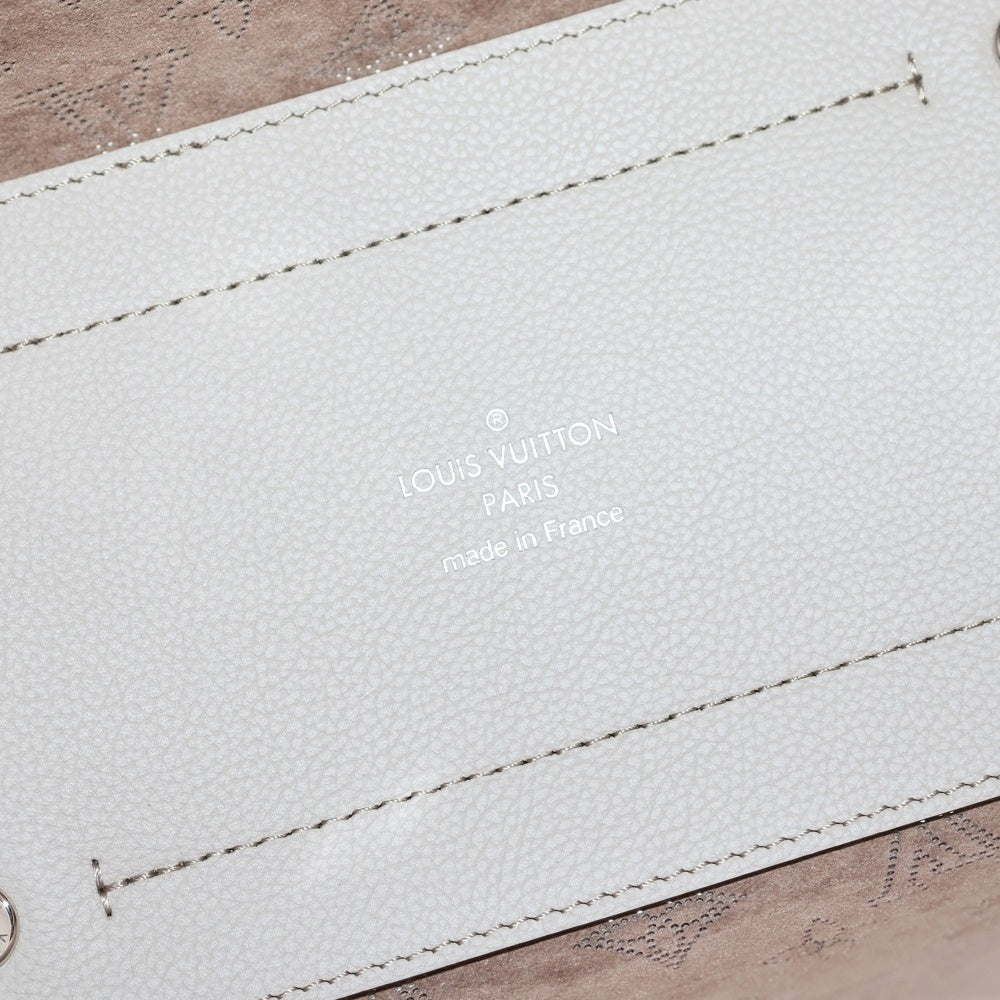 LOUIS VUITTON(ルイヴィトン) ヒナPM ガレ モノグラム マヒナ パンチングレザー 2WAY ハンド ショルダー トートバッグ シルバー金具 ベージュ M54351