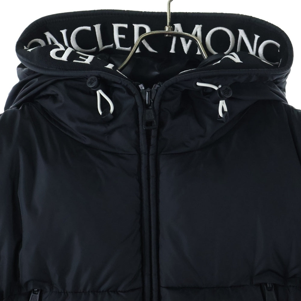 MONCLER(モンクレール) 20AW MONTCLA モンクラー ロゴ刺繍 フーデッド ジップアップ ダウンジャケット ブラック F20911B56900 C0300