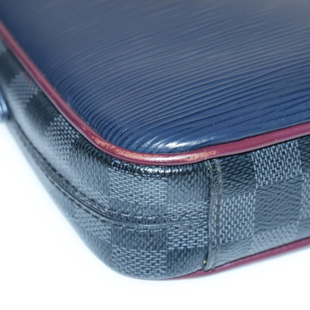 LOUIS VUITTON(ルイヴィトン) エピ×ダミエ・グラフィット ダヌーブ スリム ショルダーバッグ マルチカラー PVC×レザー M55100