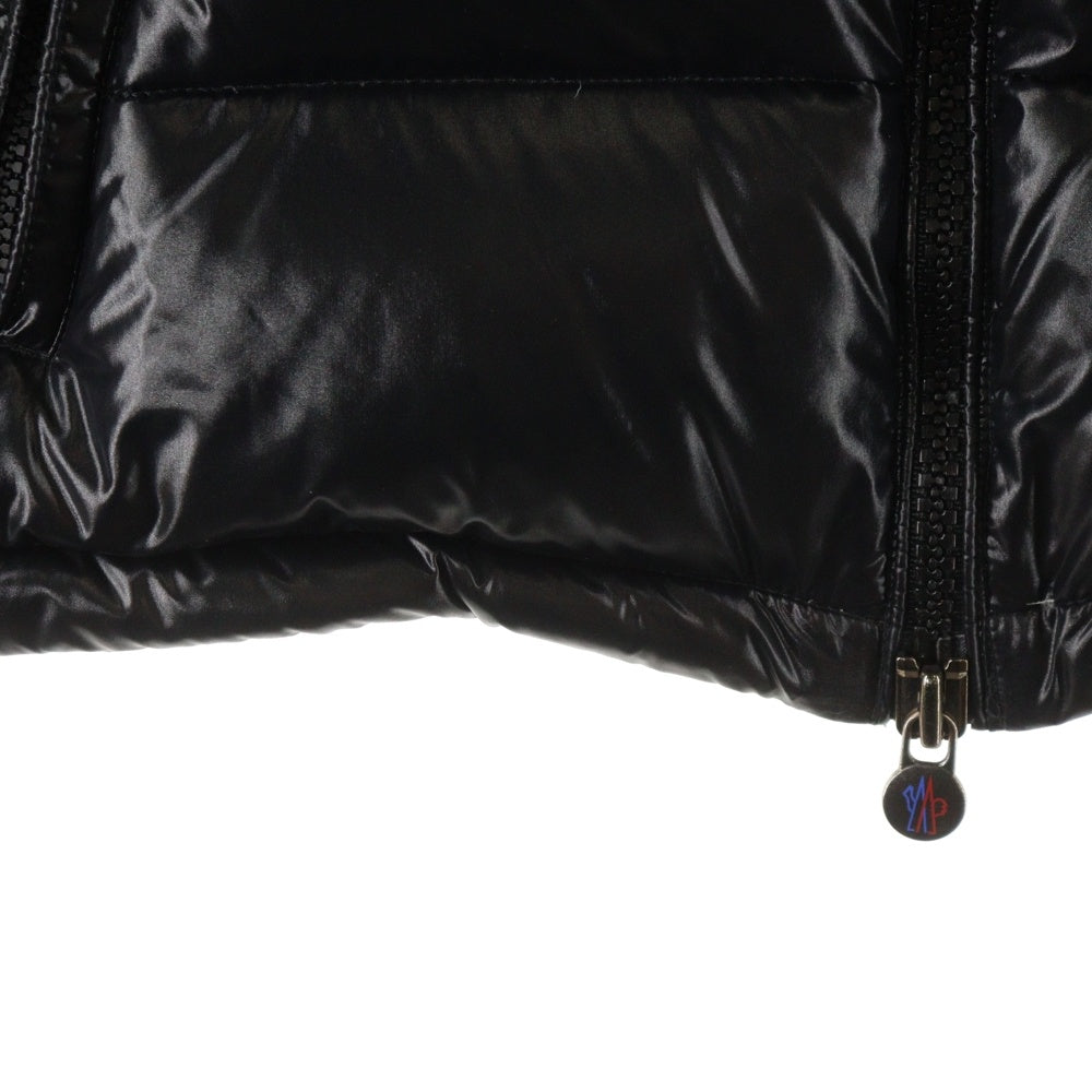 MONCLER(モンクレール) MAYA GIUBBOTTO マヤ ロゴワッペン ダウンジャケット ブルゾン ブラック C20914036605 68950
