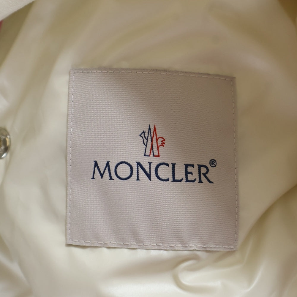 MONCLER(モンクレール) 24AW BADIA バディーア ワッペンロゴ スタンドカラー スナップボタン ダウンベスト ホワイト J20931A00008 54A81