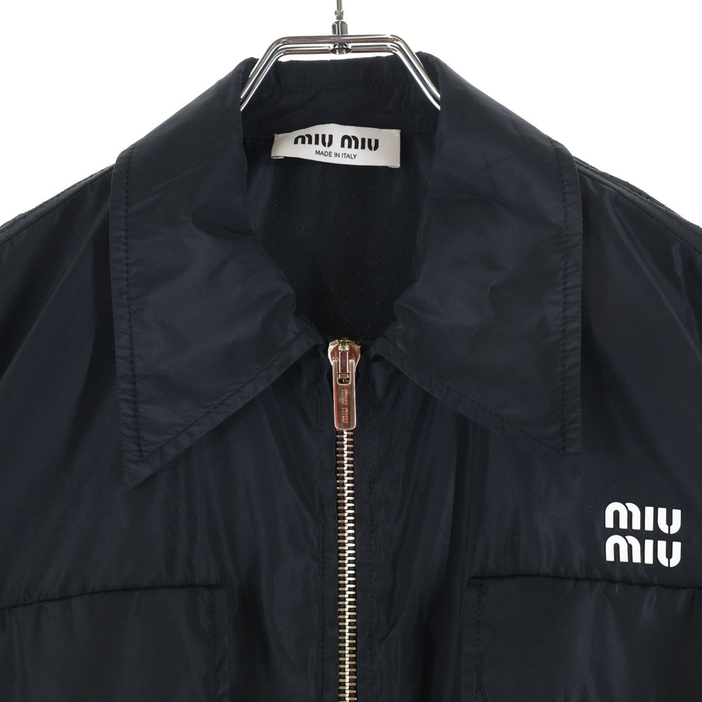 miumiu(ミュウミュウ) 23SS ラバーロゴプリント シルク混 ジップアップ クロップド ショート ジャケット ブラック レディース ML913