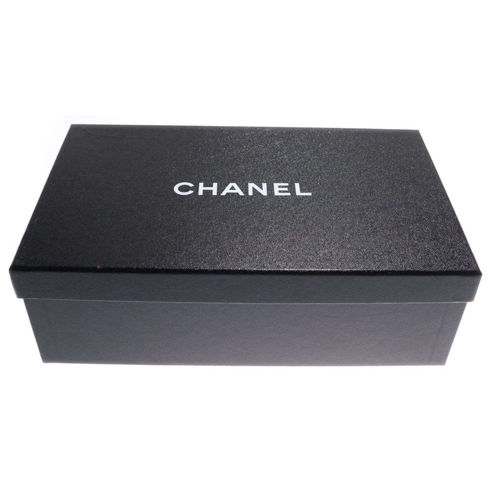 CHANEL(シャネル) マトラッセ ラムスキン レザー ココマーク ロゴプレート オープントゥ ヒール サンダル パンプス シューズ ピンク レディース G38820