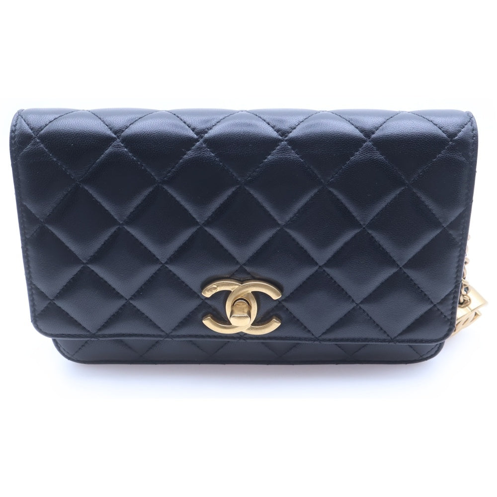 CHANEL(シャネル) マトラッセ チェーンウォレット ラムスキン レザー チェーンショルダーバッグ ゴールド金具 ブラック AP3938