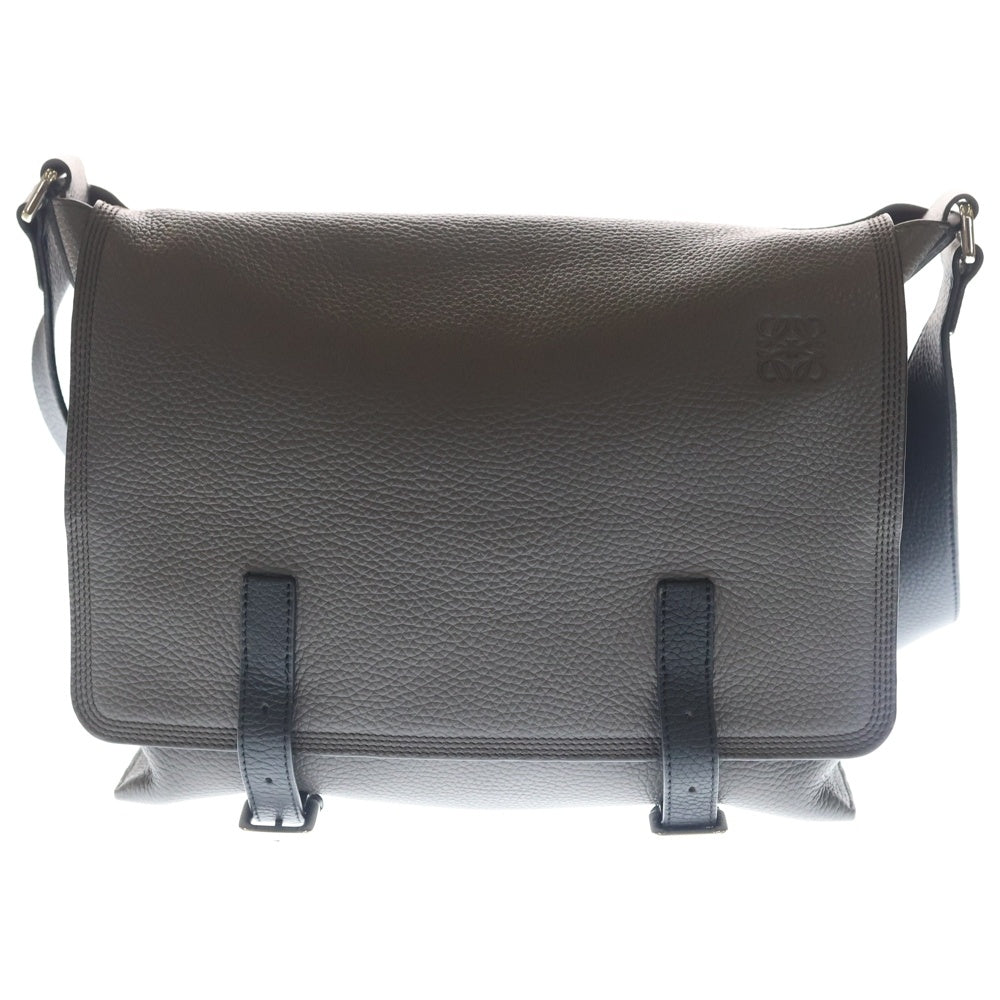 LOEWE(ロエベ) アナグラムロゴ ミリタリー メッセンジャー レザー ショルダー バッグ シルバー金具 ブラウン/ブラック 316.41