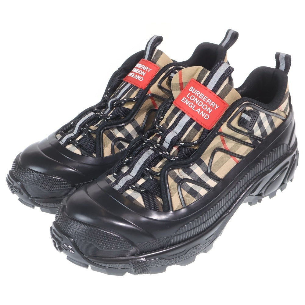 BURBERRY(バーバリー) アーサー ノバチェック柄 レースアップ ローカットシューズ スニーカー ブラック/ベージュ 8056921
